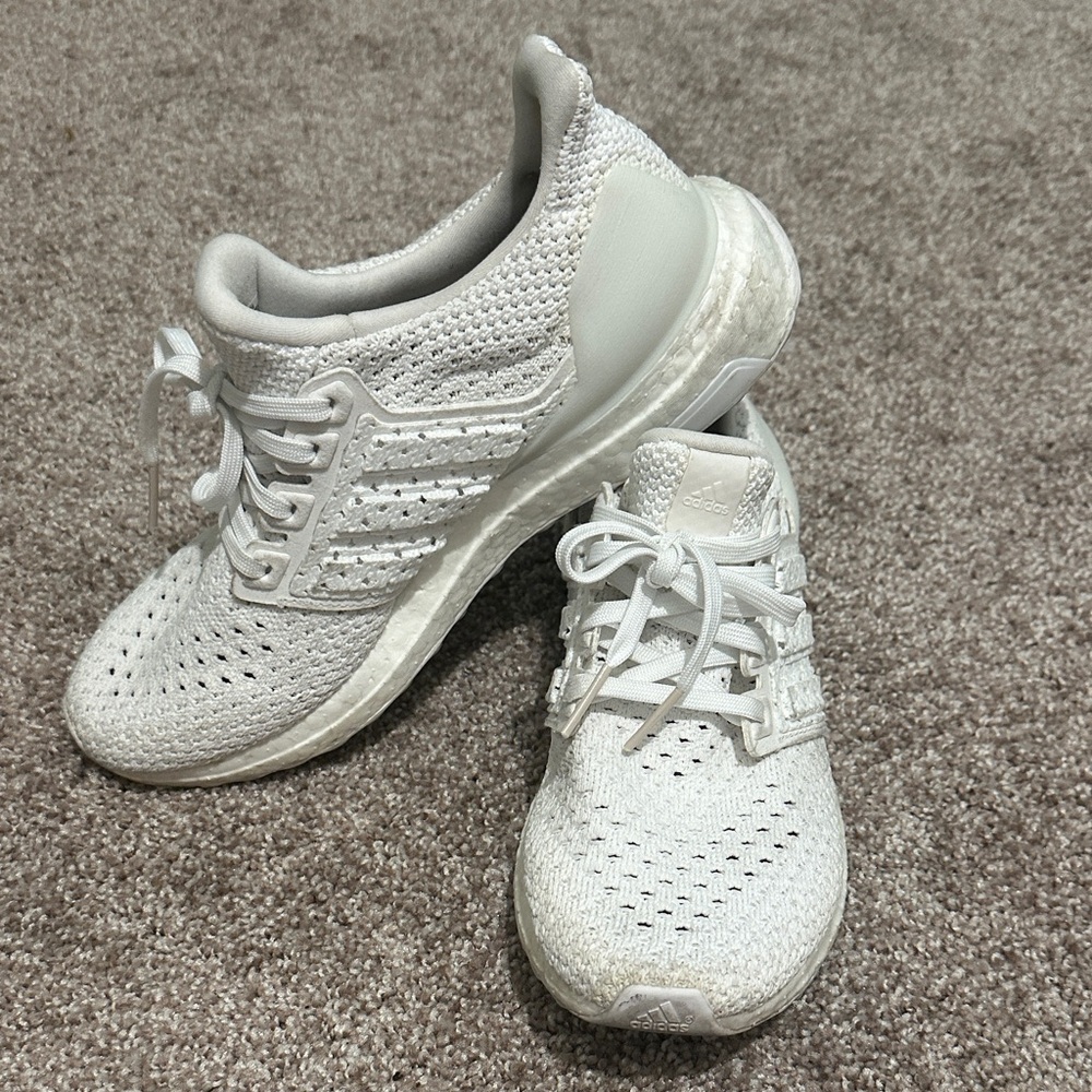 White Adidas Ultraboosts